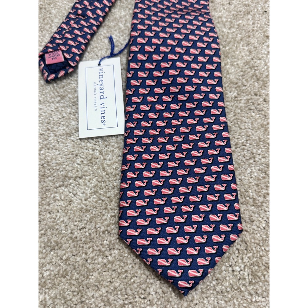 Vineyard Vines Mens Silk Tie Navy Blue Pink Whale Logo Pattern Made in USA NWT